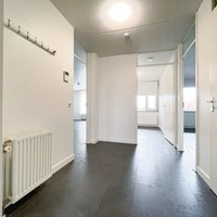 Roermond, Schepen van der Portenstraat, portiekflat - foto 4