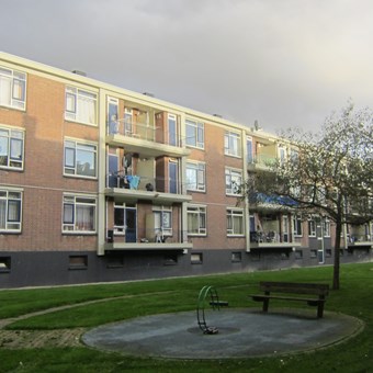 Den Haag, Koekangestraat, portiekflat - foto 3