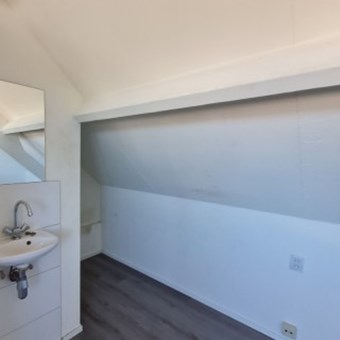 Tilburg, Dirkslandstraat, semi zelfstandige studio - foto 2