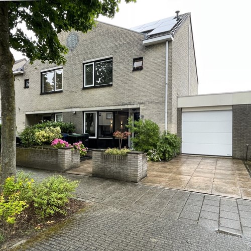 Almere, Esdoornplantsoen, 2-onder-1 kap woning - foto 1