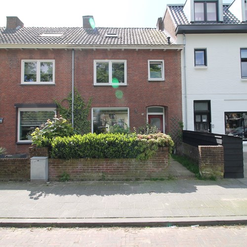 Breda, Heuvelplein, eengezinswoning - foto 1