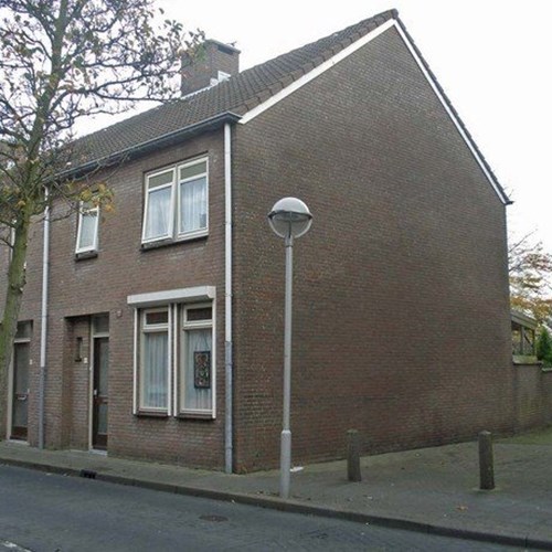 Terneuzen, Zandstraat, hoekwoning - foto 1