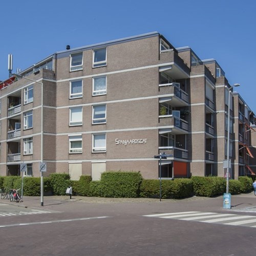 Breda, Adriaan van Bergenstraat, 4-kamer appartement - foto 1
