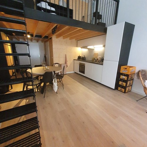 Breda, Adriaan van Bergenstraat, loft woning - foto 1