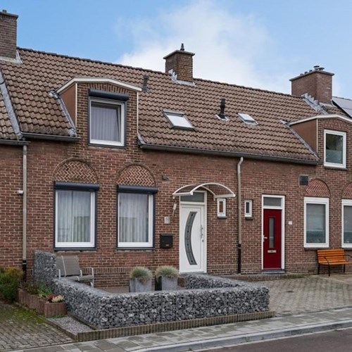 Landgraaf, Aartshertogenstraat, tussenwoning - foto 1