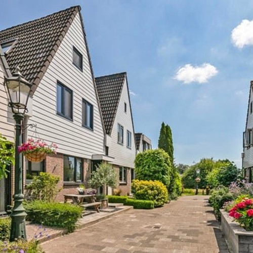 Nieuwerkerk aan den IJssel, Smederijstraat, eengezinswoning - foto 1