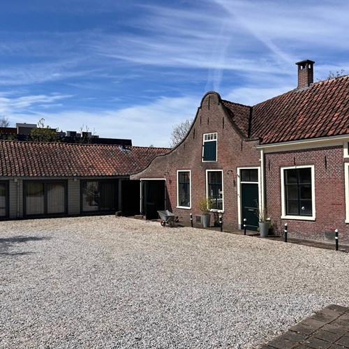 Zoeterwoude, Dorpsstraat, benedenwoning - foto 1