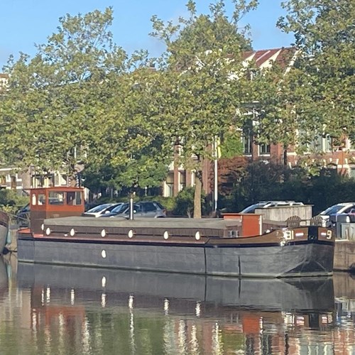 Leeuwarden, Emmakade, woonboot - foto 1