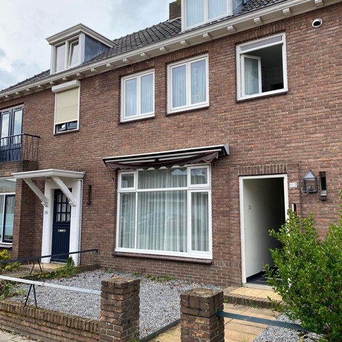 Vught, Esschestraat, tussenwoning - foto 1