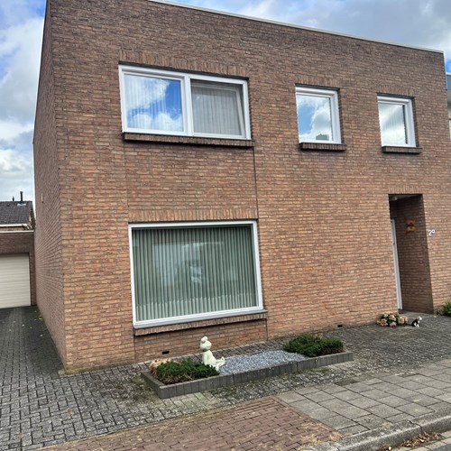 Grevenbicht, Ds Dr Deelemanstraat, woonruimte - foto 1