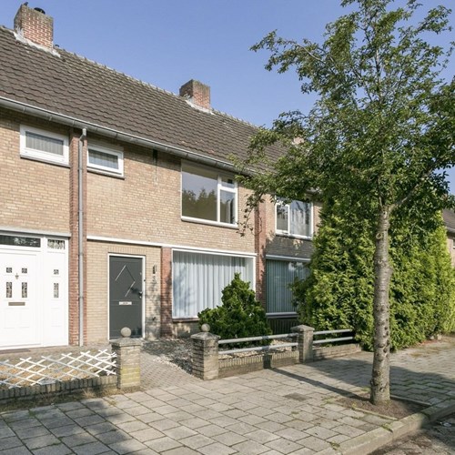 Eindhoven, Adelaertstraat, tussenwoning - foto 1