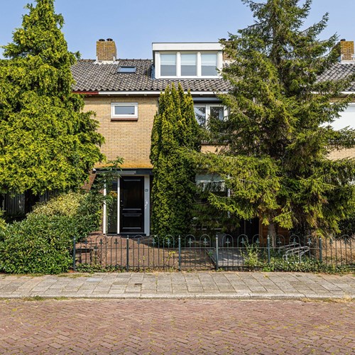 Hillegom, Troelstralaan, tussenwoning - foto 1