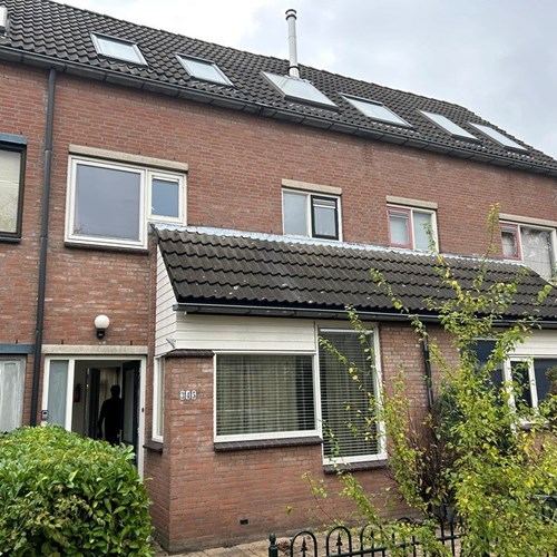 Spijkenisse, Karperveen, tussenwoning - foto 1