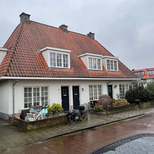 Bussum, Godelindestraat, tussenwoning - foto 1