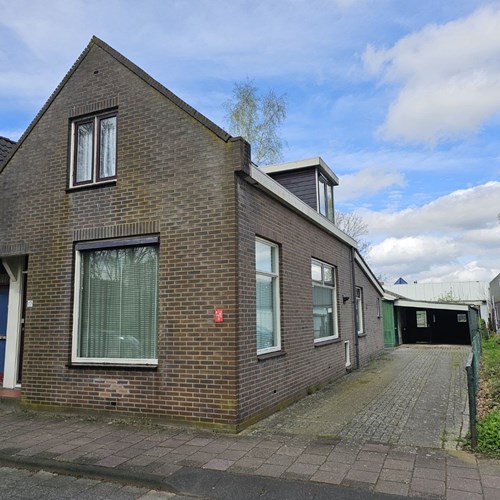 Emmen, Dordsestraat, hoekwoning - foto 1